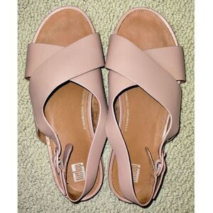 Beige FitFlop Crisscross Sandal with Back Strap (Size 8)